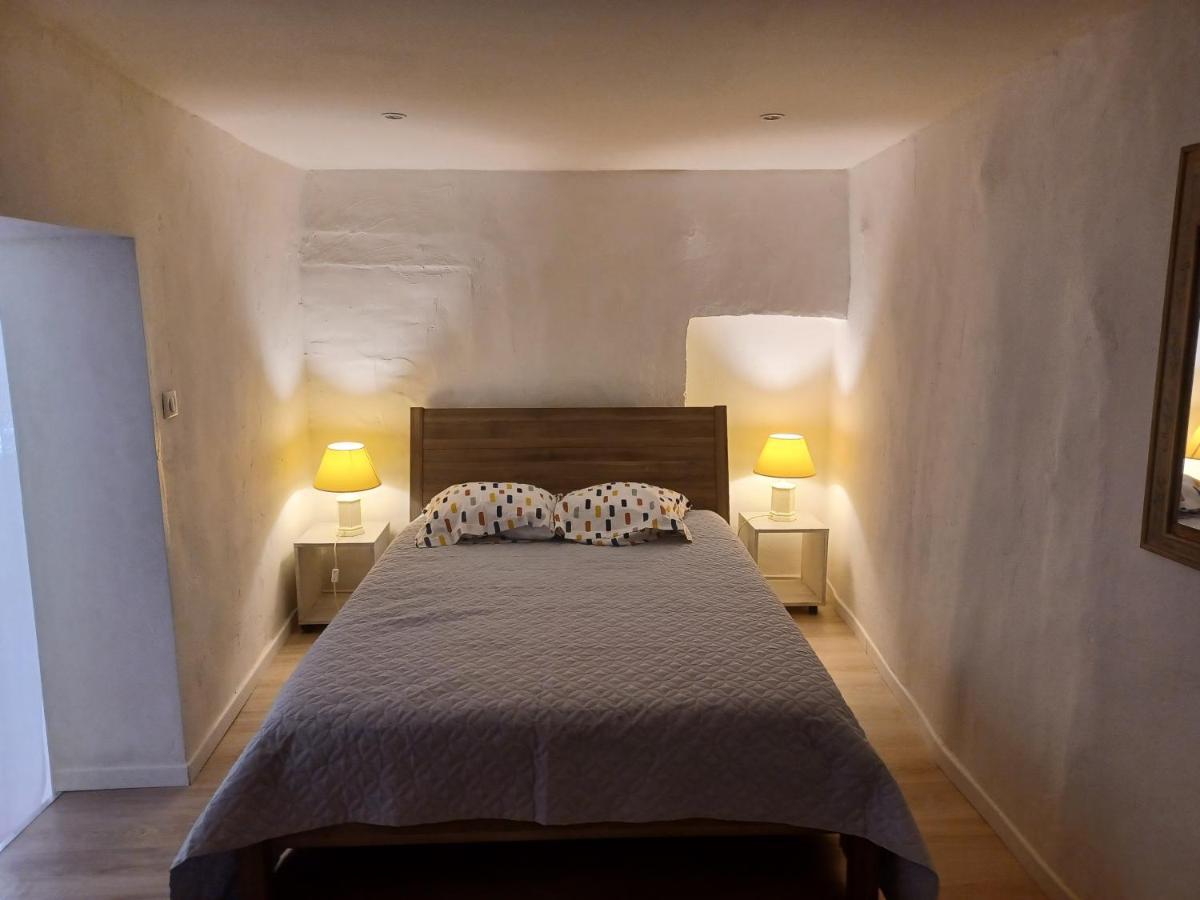 L'Horloge Apartment Aups Exterior foto